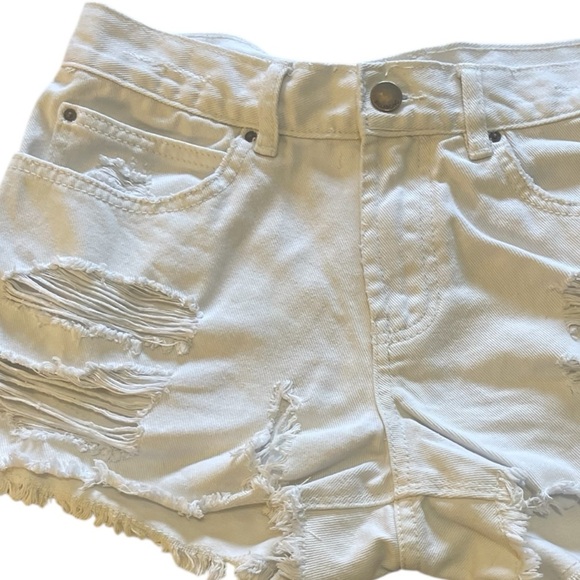 Billabong Women’s Distressed White Shorts Fray Hem Size 27 - Picture 10 of 11
